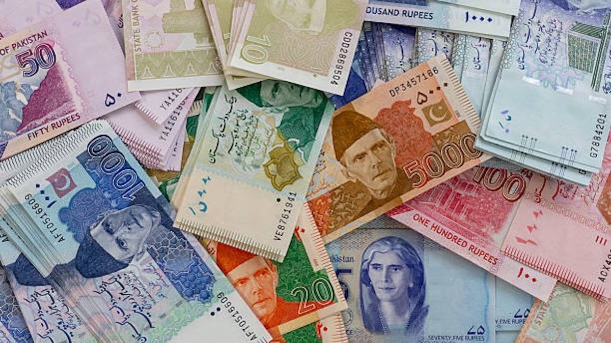 convert-canadian-dollars-to-pakistani-rupees-in-minutes